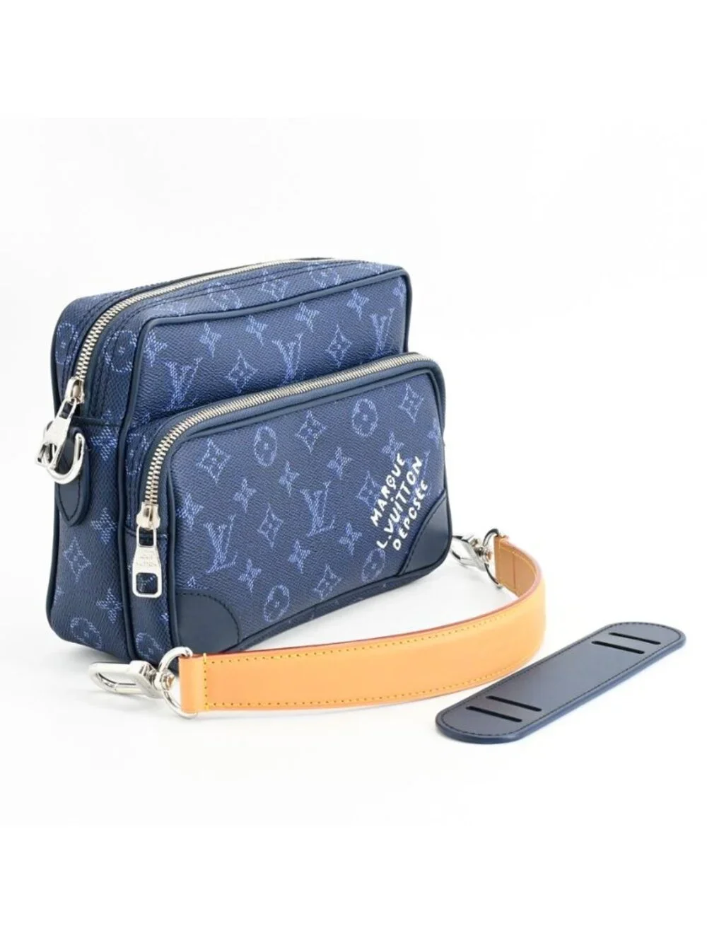 Louis Vuitton Shoulder Bag Nile